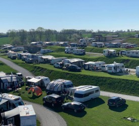 Ausblick auf Terrassen Camping in Bayern (Campingplätze)
