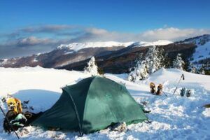 Zelten im Winter: Das richtige Zelt
